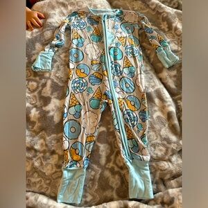 Little Sleepies Sweet Treats zippy.